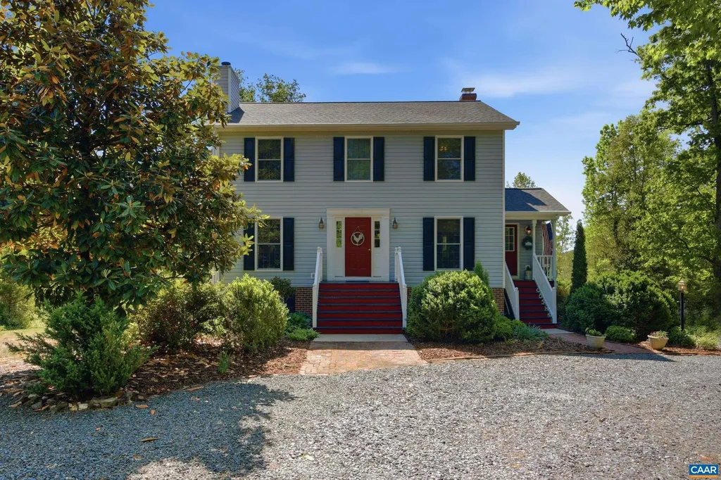 1740 Georges Mill Road Palmyra VA 22963