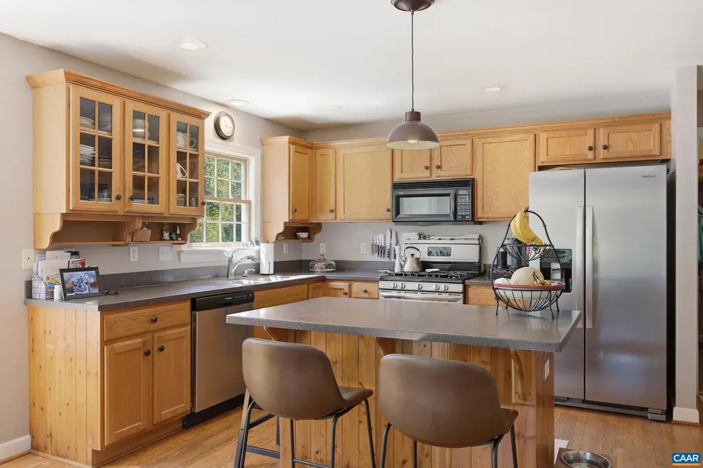 1740 Georges Mill Road Palmyra VA 22963