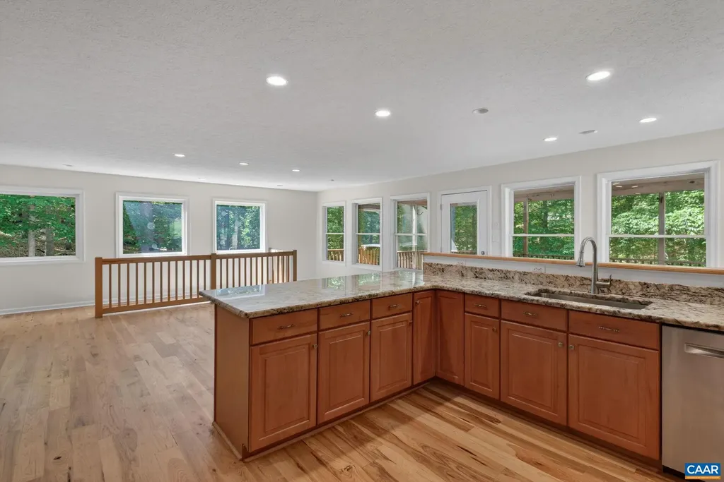 32 Wildwood Drive Palmyra VA 22963