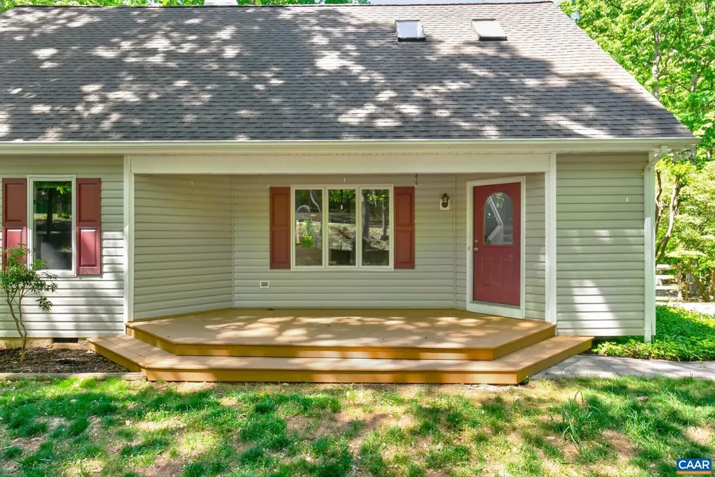32 Wildwood Drive Palmyra VA 22963