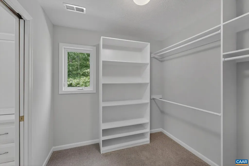 32 Wildwood Drive Palmyra VA 22963