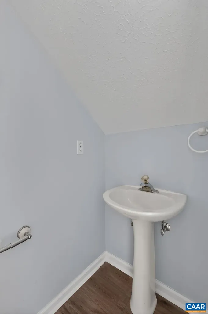 32 Wildwood Drive Palmyra VA 22963