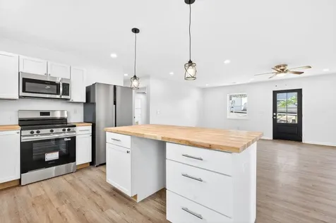 16945 Prospect Avenue E Elkton VA 22827