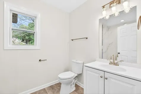 16945 Prospect Avenue E Elkton VA 22827