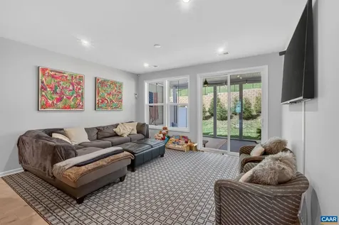4738 Loyola Way Charlottesville VA 22902