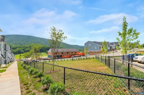 4738 Loyola Way Charlottesville VA 22902