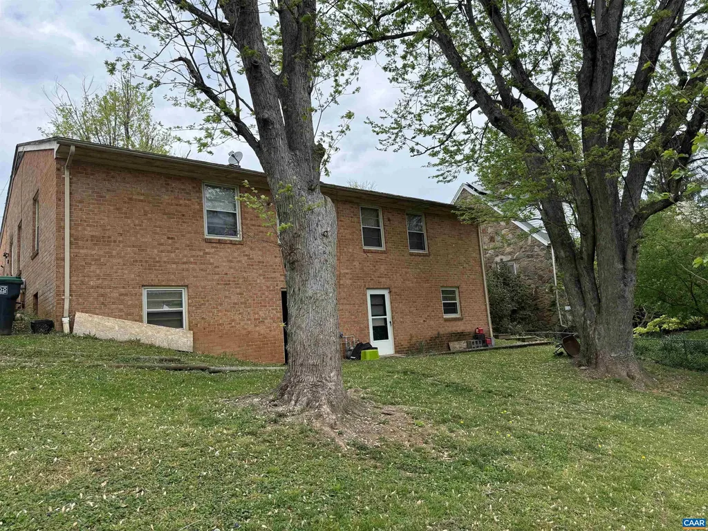 114 Harris Road Charlottesville VA 22903
