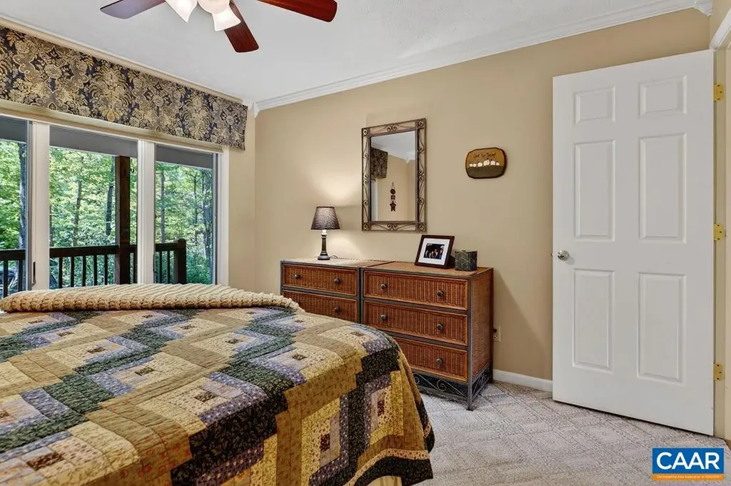 93 Honey Locust Lane Nellysford VA 22958