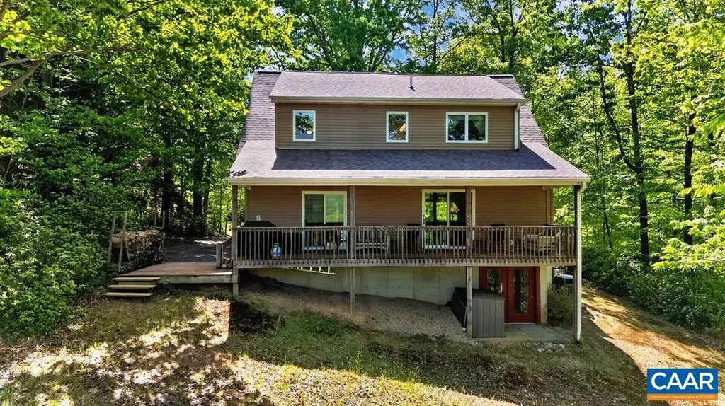 93 Honey Locust Lane Nellysford VA 22958