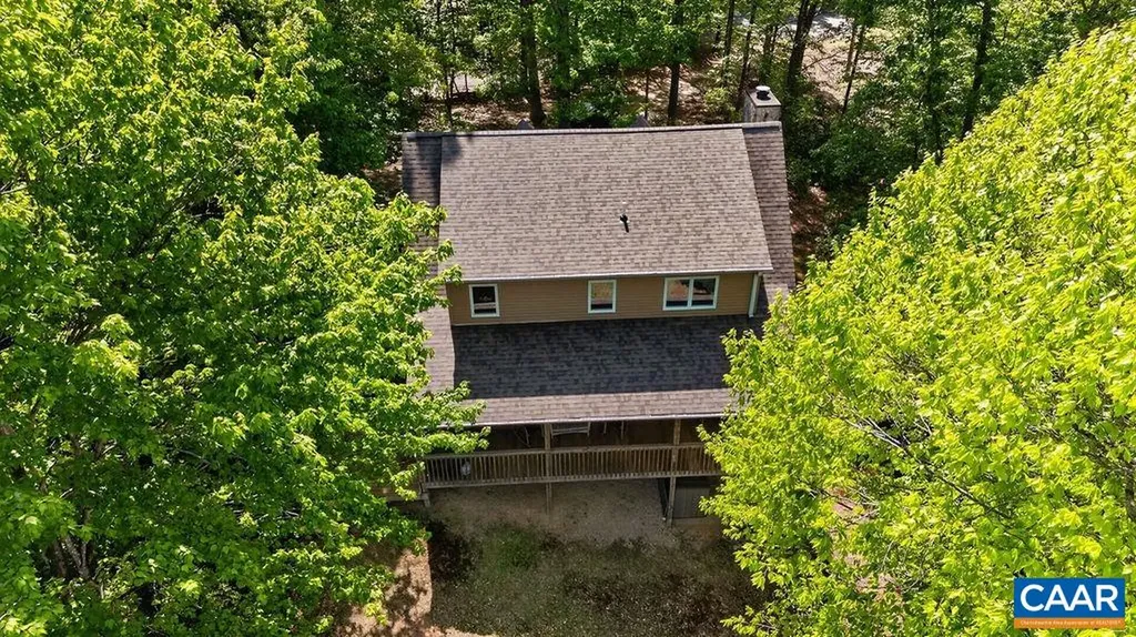 93 Honey Locust Lane Nellysford VA 22958