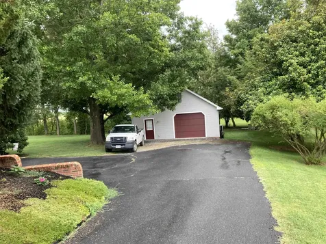 36 Spring Court Waynesboro VA 22980