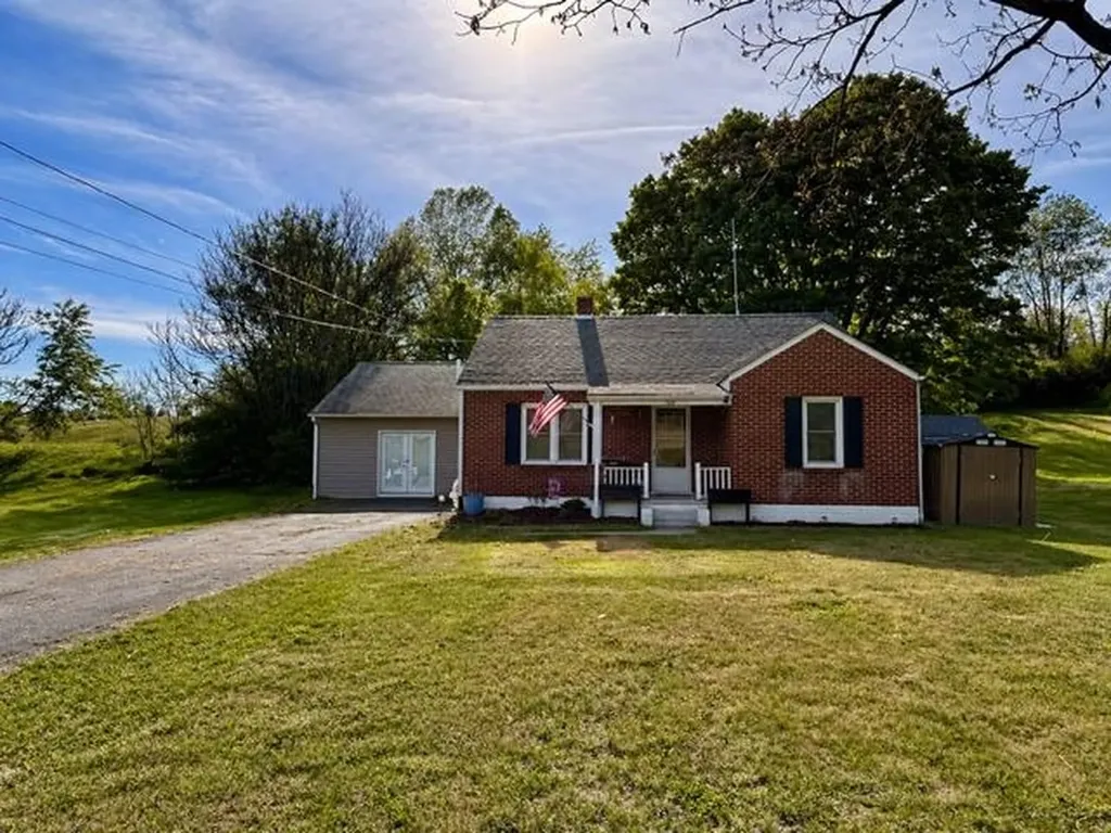 939 Old White Hill Road Stuarts Draft VA 24477