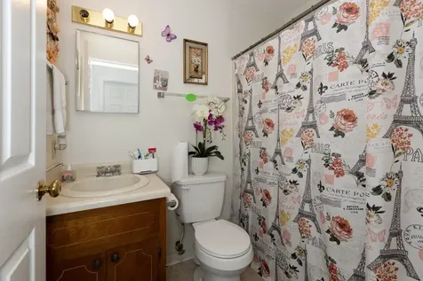 195 5th Street Harrisonburg VA 22802