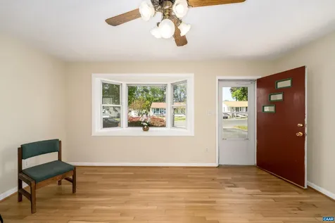124 James Avenue Waynesboro VA 22980