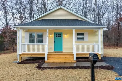 1015 Gardner Street Waynesboro VA 22980