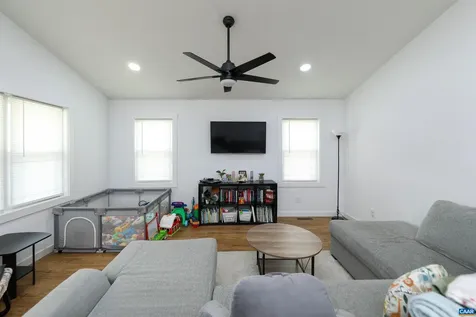 1015 Gardner Street Waynesboro VA 22980