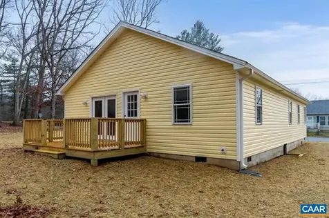 1015 Gardner Street Waynesboro VA 22980