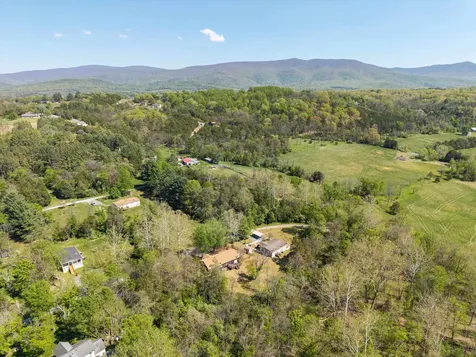 702 Richview Road Rileyville VA 22650