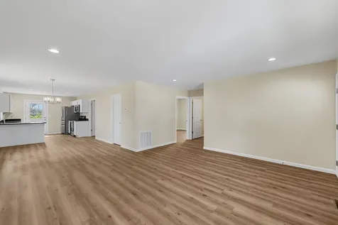 7 West High Street Stuarts Draft VA 24477