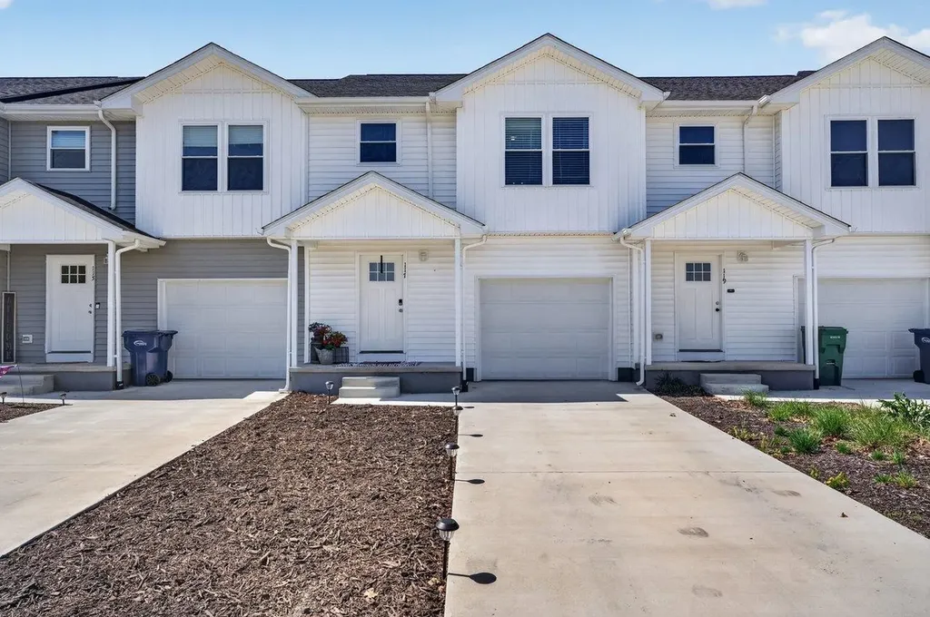117 21st Street Grottoes VA 24441