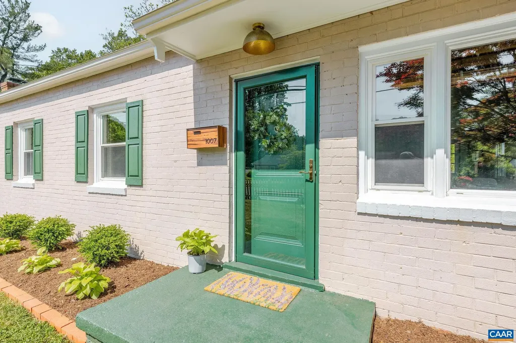 1007 Holmes Avenue Charlottesville VA 22901