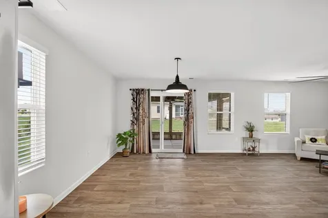 345 Mesa Court Broadway VA 22815