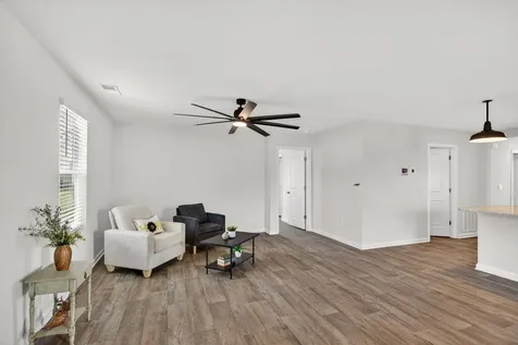345 Mesa Court Broadway VA 22815