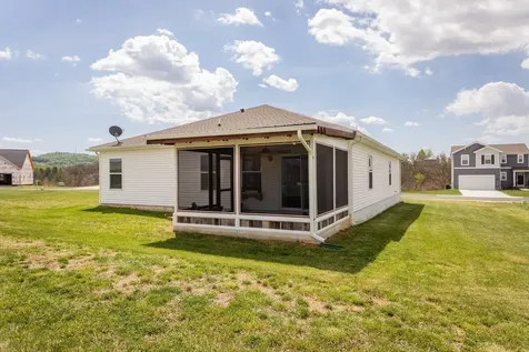 345 Mesa Court Broadway VA 22815