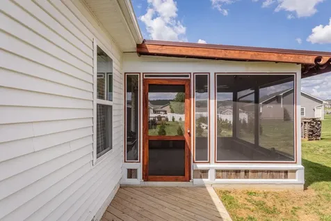 345 Mesa Court Broadway VA 22815