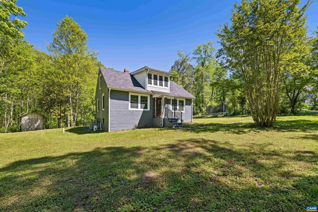 2860 King Solomons Lane Esmont VA 22937