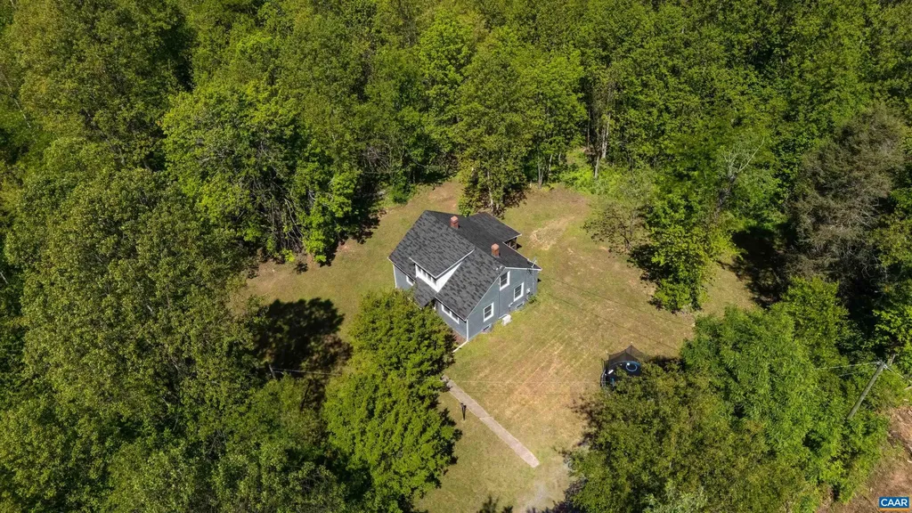 2860 King Solomons Lane Esmont VA 22937