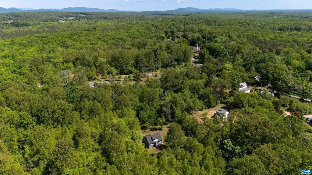 2860 King Solomons Lane Esmont VA 22937
