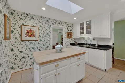 2519 Commonwealth Drive Charlottesville VA 22901