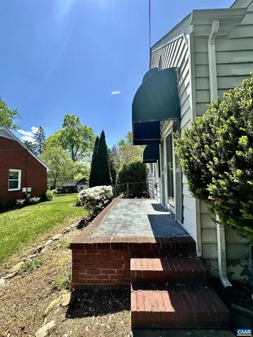 1732 West Main Street Waynesboro VA 22980
