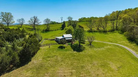 1772 Newport Road Raphine VA 24472