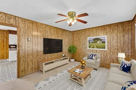 27 Shen Valley Drive Weyers Cave VA 24486