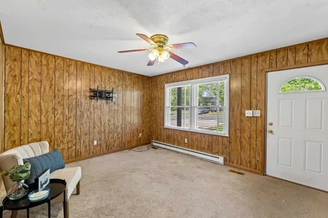 27 Shen Valley Drive Weyers Cave VA 24486