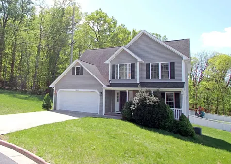 1810 Manor Drive Harrisonburg VA 22801