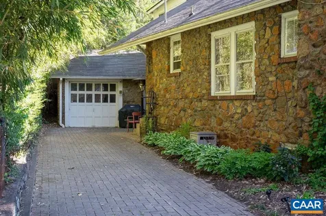 2642 Jefferson Park Circle Charlottesville VA 22903