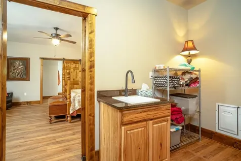 99 Mount Ida Lane Staunton VA 24401