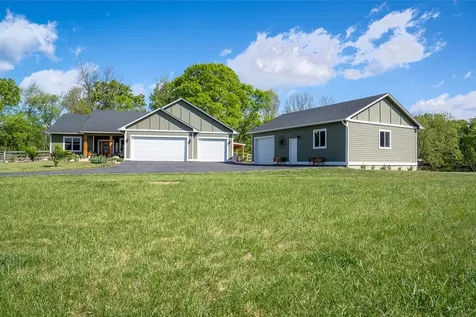 99 Mount Ida Lane Staunton VA 24401
