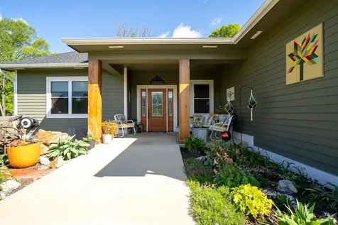 99 Mount Ida Lane Staunton VA 24401