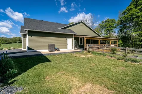 99 Mount Ida Lane Staunton VA 24401