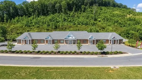 100 Red Oak Drive Staunton VA 24401