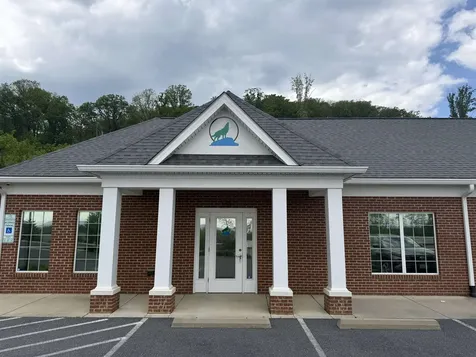 100 Red Oak Drive Staunton VA 24401
