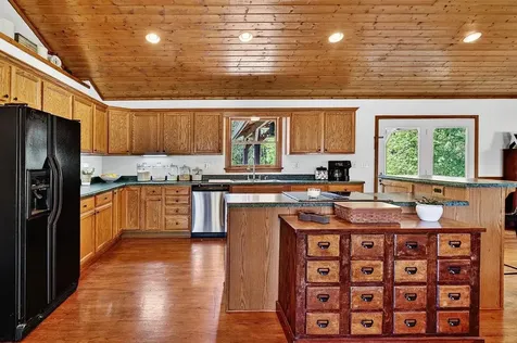 576 Vinegar Hill Road Churchville VA 24421