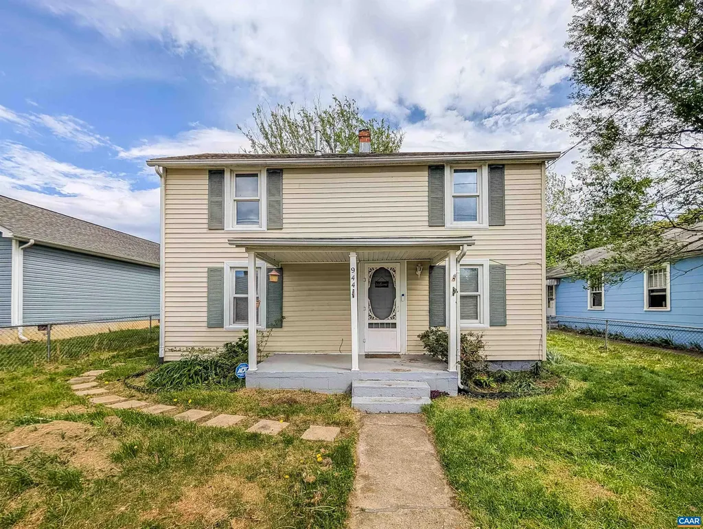 944 Forest Avenue N Waynesboro VA 22980