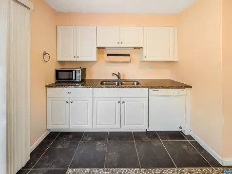 944 Forest Avenue N Waynesboro VA 22980