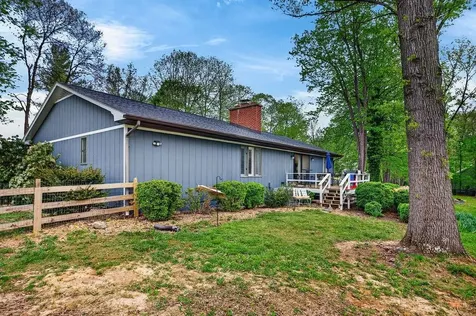 1401 Ladd Road Waynesboro VA 22980