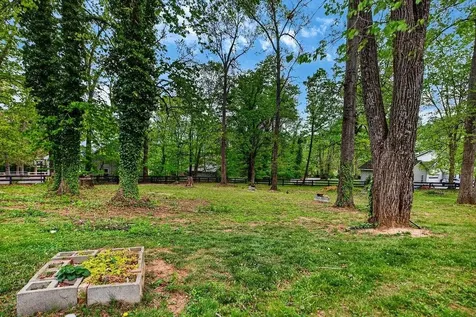 1401 Ladd Road Waynesboro VA 22980